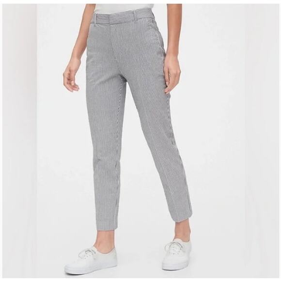 GAP Seersucker Stripe Slim Ankle Pants Size 8 - Picture 1 of 7